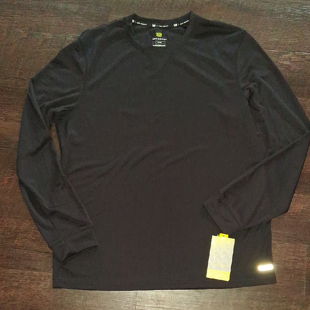 Tek Gear Men's Black Long Sleeve Shirt
